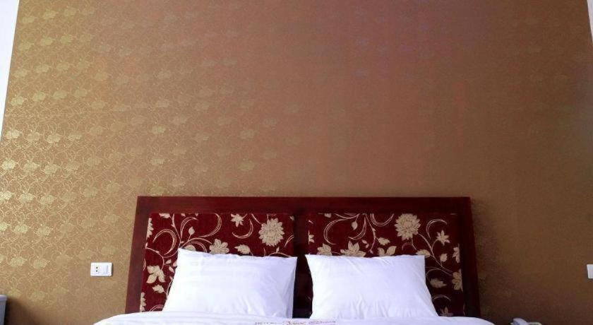 Ngoc Bach Hotel Май Чау Екстериор снимка