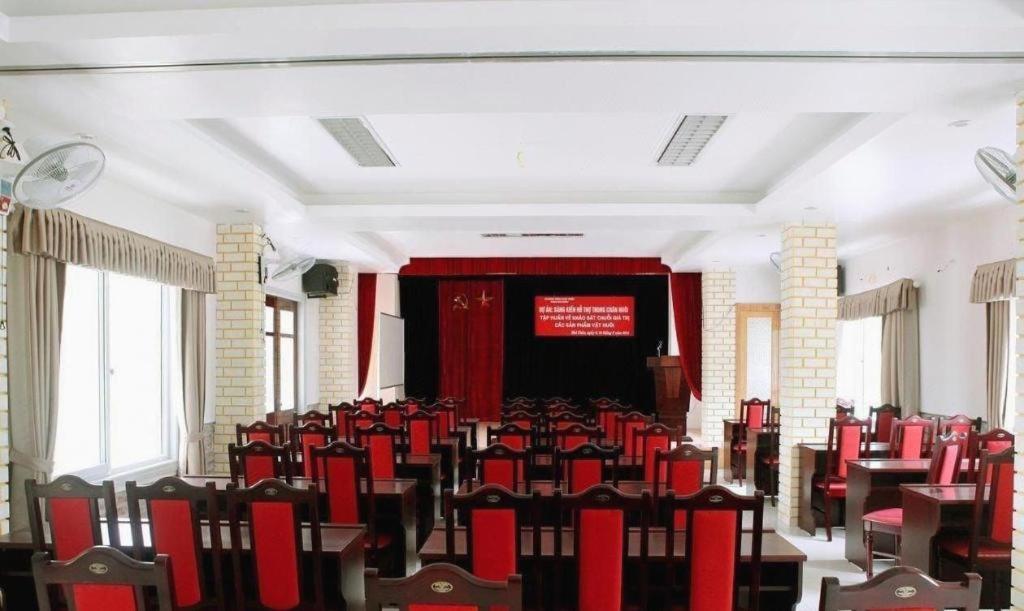 Ngoc Bach Hotel Май Чау Екстериор снимка